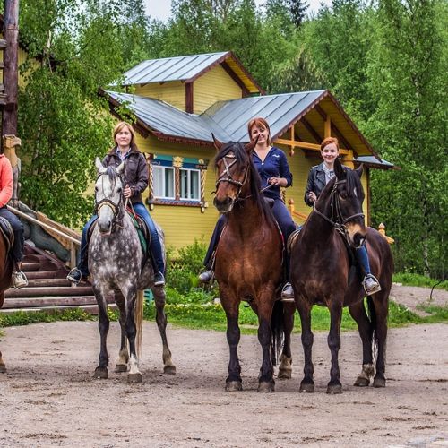 Туристическая деревня "Мандроги"